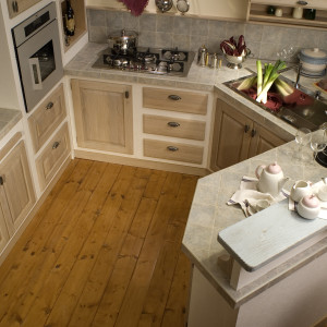 pesaro, modello miralda, cucine d'angeli, mobili d'angeli, cucina in muratura, cucina color legno, colonna per dispensa, cucina country, cucina con isola snack,